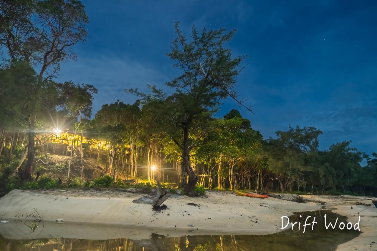 Driftwood Hostel And Bungalows Ko Rong Sanloem Eksteriør bilde